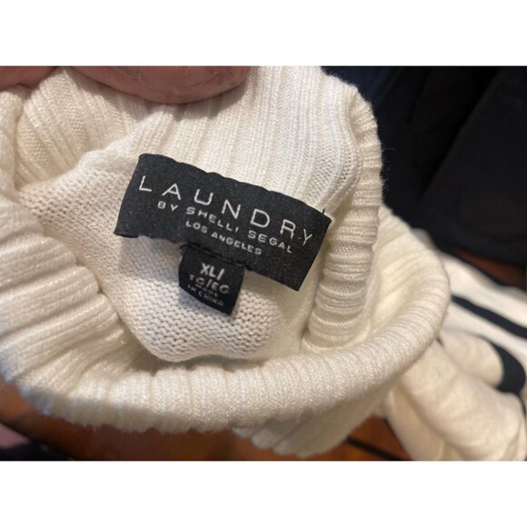 NWOT Laundry by Shelli Segal Sweater XL - Picture 2 of 2